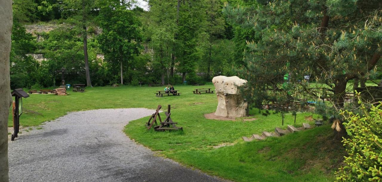 Turisticka Ubytovna Cakle Usti nad Orlici Exterior photo